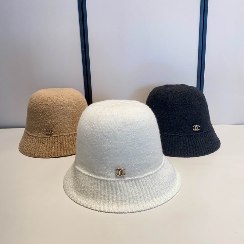Chanel hat dx60
